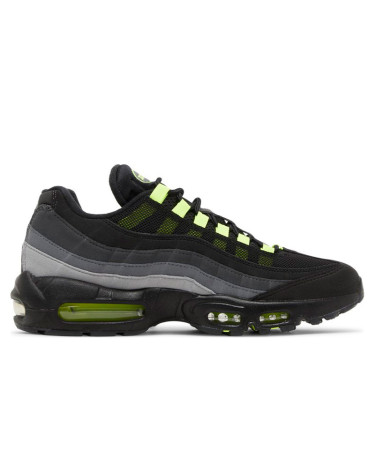 Nike 72 black neon deals