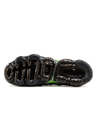 Grey and green vapormax plus hot sale