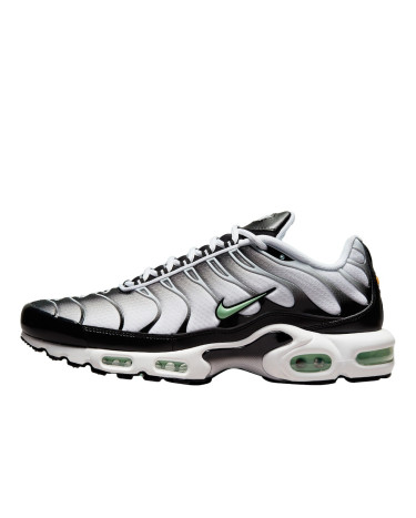 Nike air max plus mint green clearance