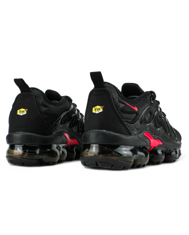 Air VaporMax Plus Black Red