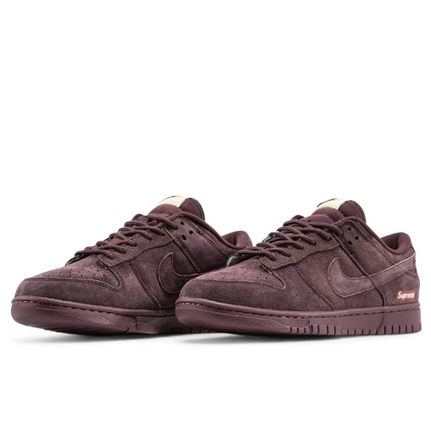 Nike SB Dunk Low x Supreme Brown