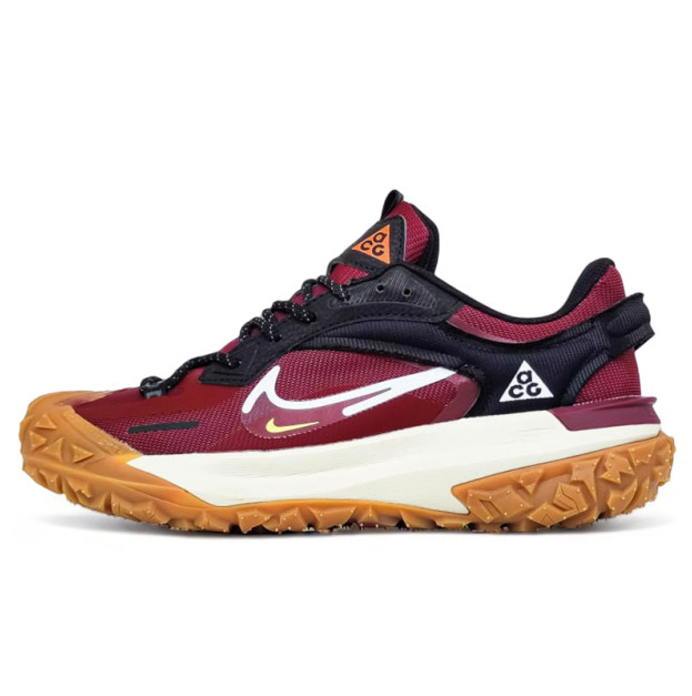 Nike ACG Mountain Fly Bordo