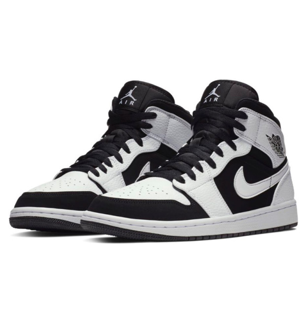 Jordan 1 Retro Mid White Black 554724-113