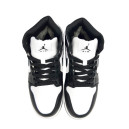 Jordan 1 Retro High Black White Winter З ХУТРОМ