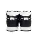 Jordan 1 Retro High Black White Winter З ХУТРОМ