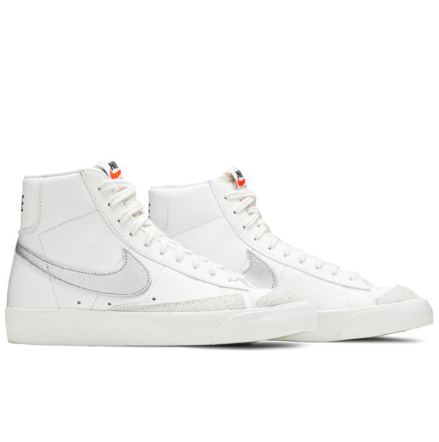 Nike Blazer Mid 77 White Silver Metallic CZ1055-112