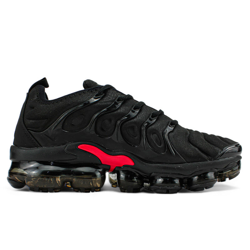 Nike vapormax plus red and black hot sale