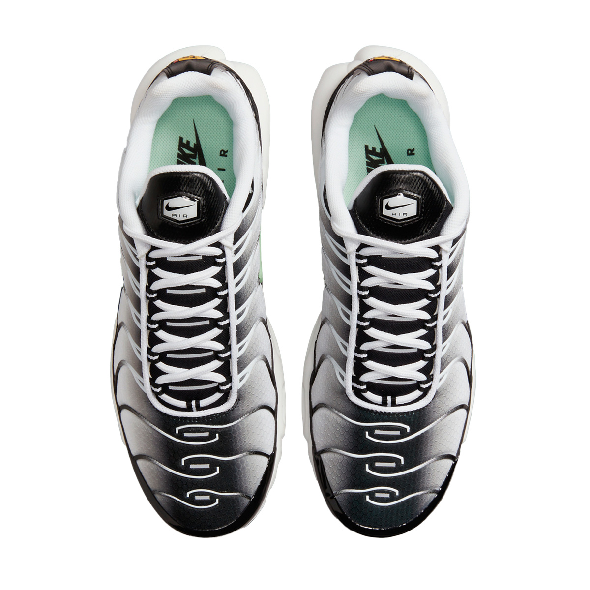Green white and black air max hotsell